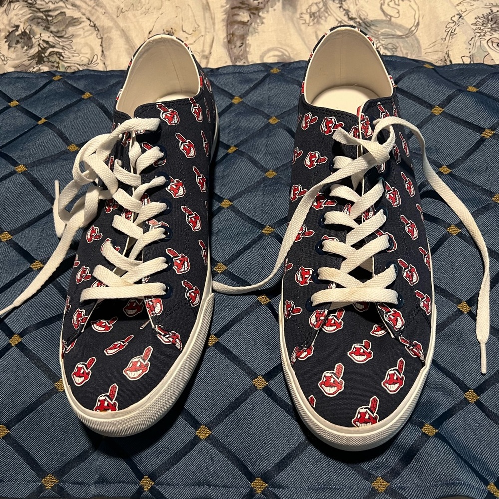 Row One Cleveland Indians low cut sneakers